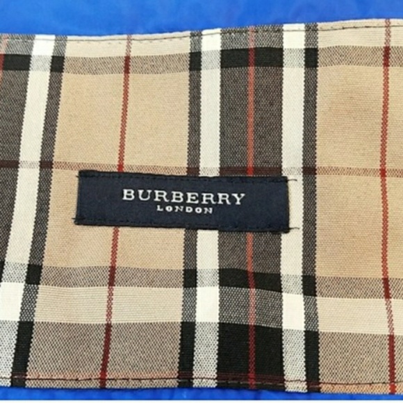 Burberry Windbreaker *EXTREMELY RARE* - Picture 3 of 8
